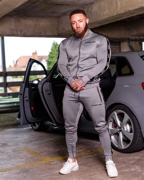 designer jogger men sweatsuit